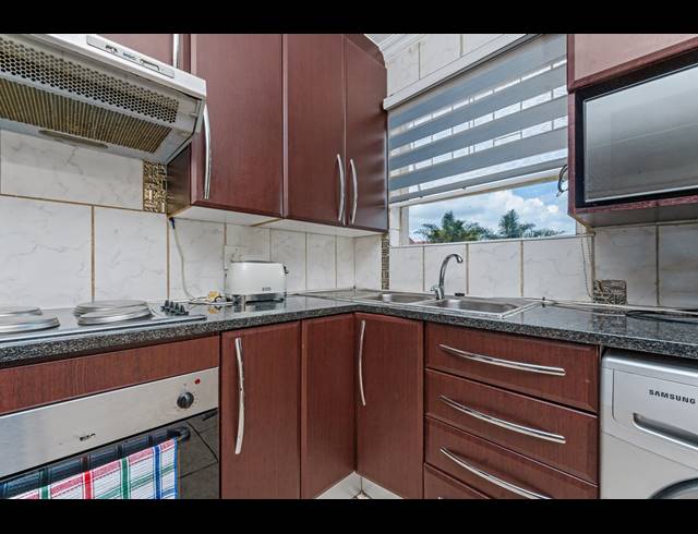 3 BEDROOM APARTMENT FOR SALE IN VORNA VALLEY